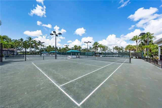 3006 Futuna LN, Naples, FL 34119