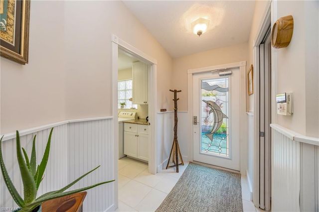 3006 Futuna LN, Naples, FL 34119