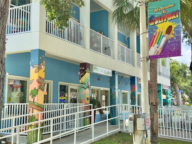 3020 CLINTON STREET S, Gulfport, FL 33707