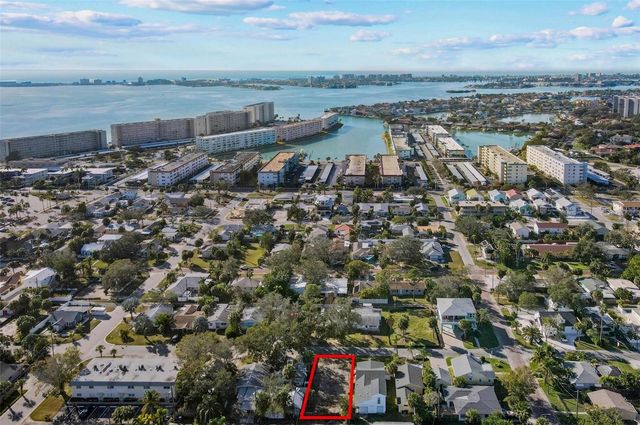 3020 CLINTON STREET S, Gulfport, FL 33707