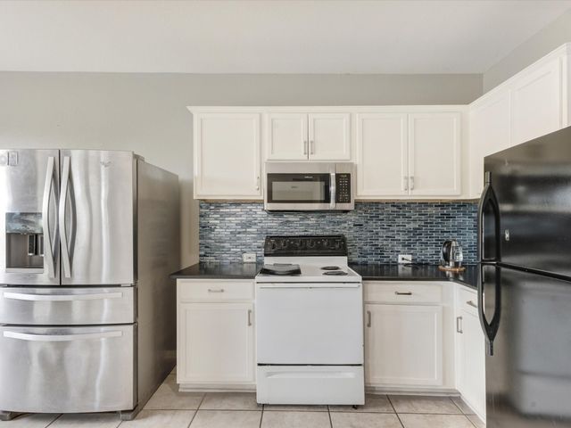 2009 Cooper Ridge Lane, Heartland, TX 75126