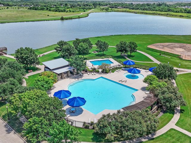 2009 Cooper Ridge Lane, Heartland, TX 75126