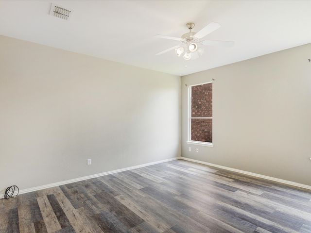 2009 Cooper Ridge Lane, Heartland, TX 75126