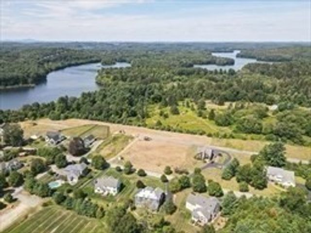 26C Meadow Lane, Southborough, MA 01772
