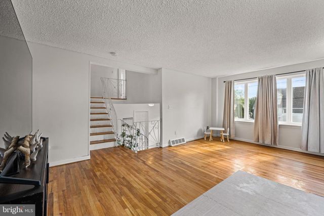 315 STATE ST, Blackwood, NJ 08012