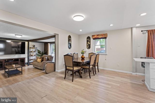315 STATE ST, Blackwood, NJ 08012