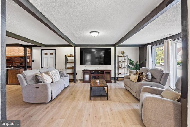315 STATE ST, Blackwood, NJ 08012