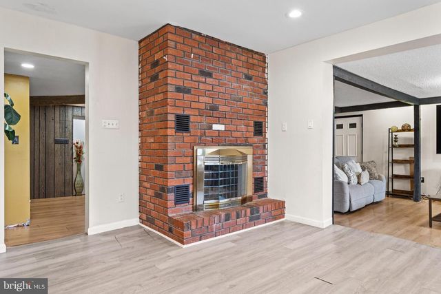315 STATE ST, Blackwood, NJ 08012