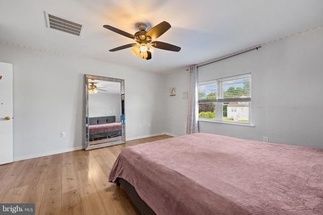 315 STATE ST, Blackwood, NJ 08012