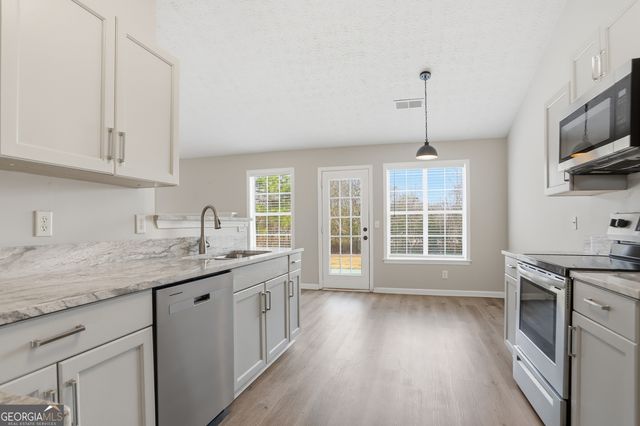 98 Wards Creek Lane, Dallas, GA 30132