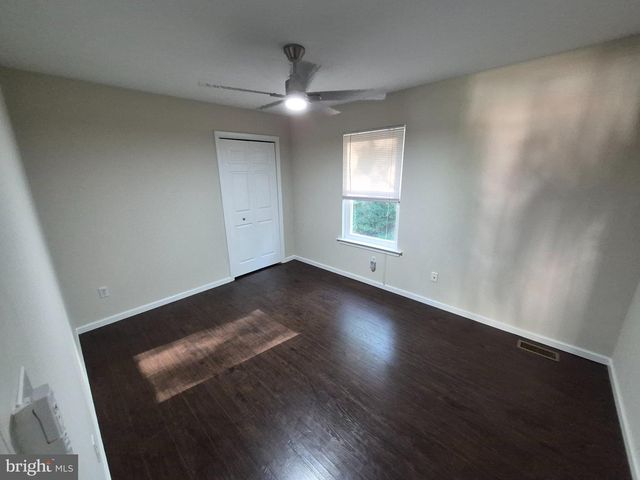 422 POST OAK LN, Newark, DE 19702
