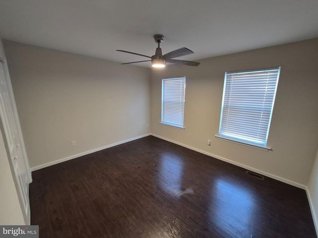 422 POST OAK LN, Newark, DE 19702