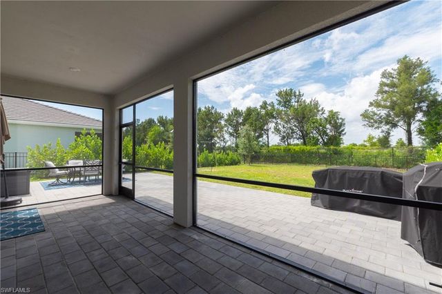 2639 Scarlet WAY, Naples, FL 34120