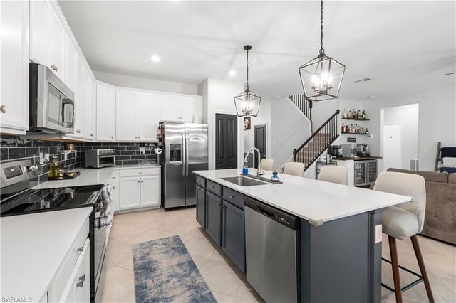 2639 Scarlet WAY, Naples, FL 34120
