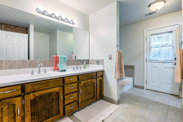 35427 Avenue 14, Madera, CA 93636