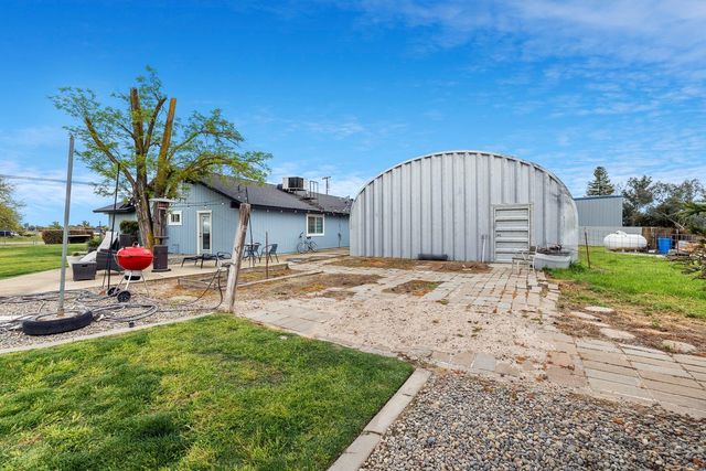 35427 Avenue 14, Madera, CA 93636