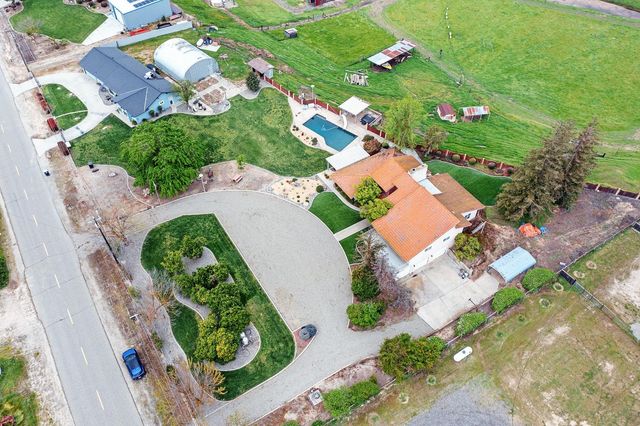 35427 Avenue 14, Madera, CA 93636