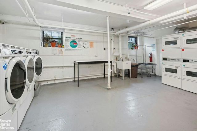 98120 Queens Blvd Apt 3G, New York City, NY 11374