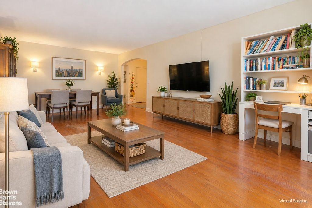 98120 Queens Blvd Apt 3G, New York City, NY 11374