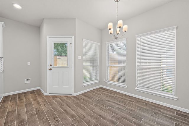 516 Emerald Thicket, Huffman, TX 77336