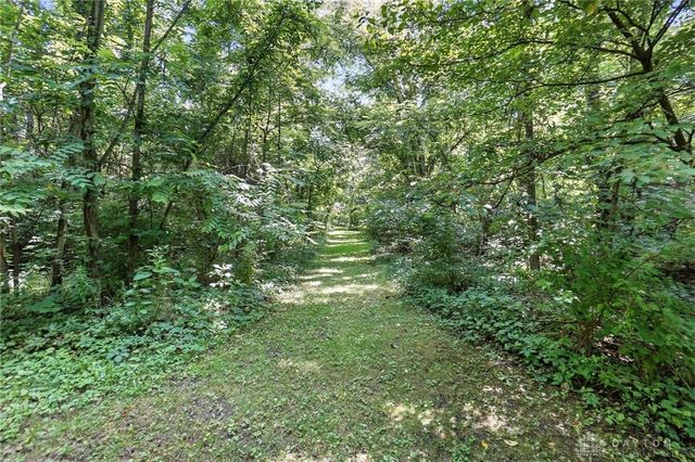 6735 S Scarff Road, New Carlisle, OH 45344