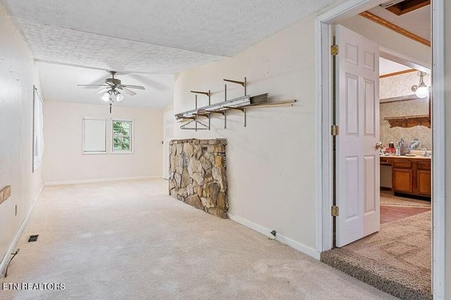 221 Craig Rd. Rd, Monterey, TN 38574