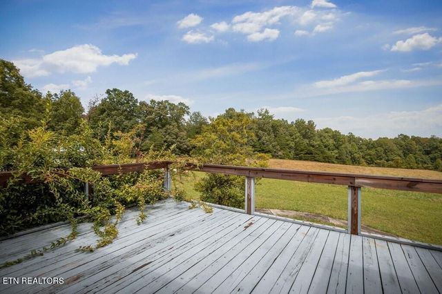 221 Craig Rd. Rd, Monterey, TN 38574