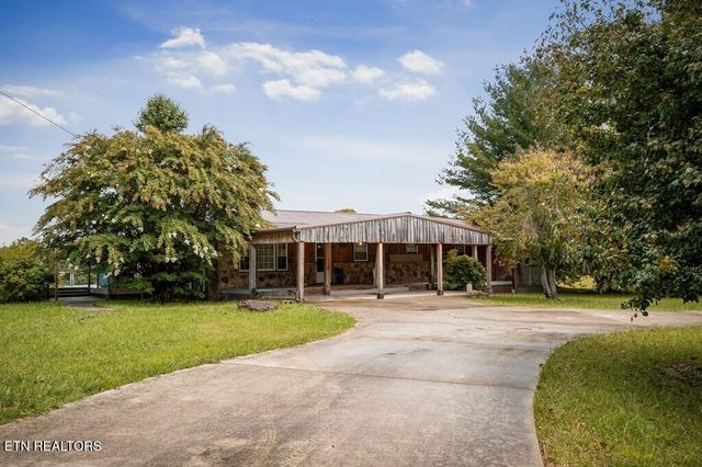 221 Craig Rd. Rd, Monterey, TN 38574