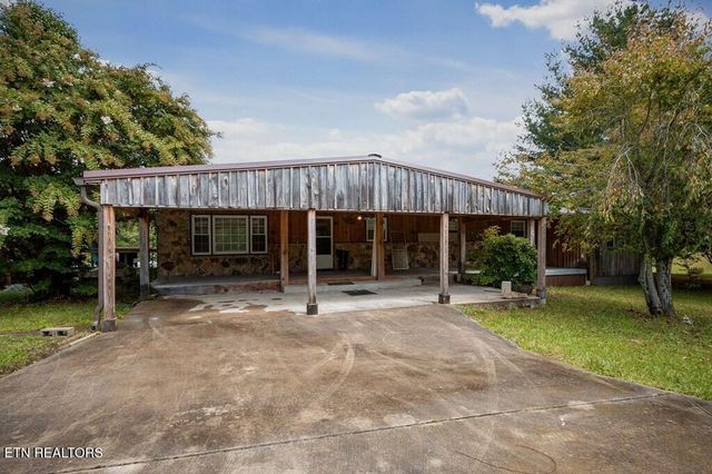 221 Craig Rd. Rd, Monterey, TN 38574