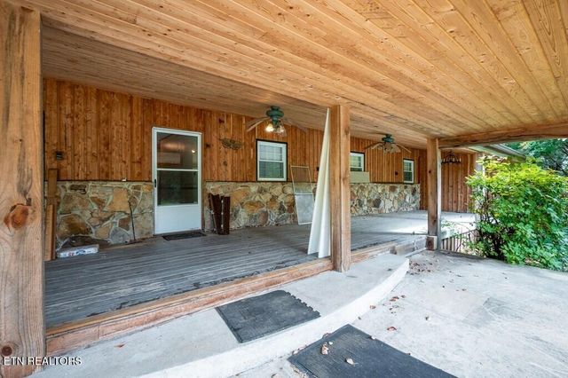 221 Craig Rd. Rd, Monterey, TN 38574