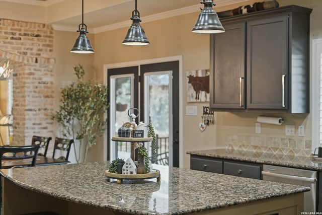 2063 Cotton Gin, New Braunfels, TX 78130