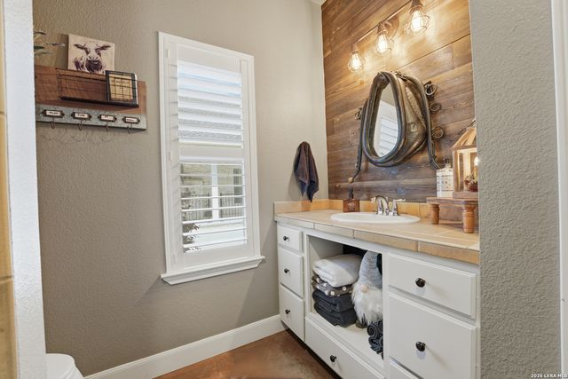 2063 Cotton Gin, New Braunfels, TX 78130