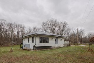 11102 S 34th Street, Vicksburg, MI 49097