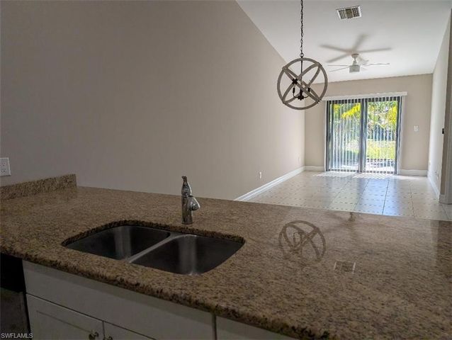 4405 SW 8th CT, Cape Coral, FL 33914