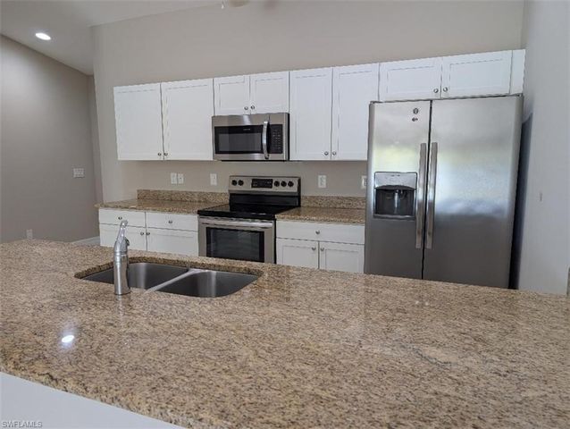 4405 SW 8th CT, Cape Coral, FL 33914