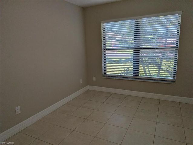 4405 SW 8th CT, Cape Coral, FL 33914
