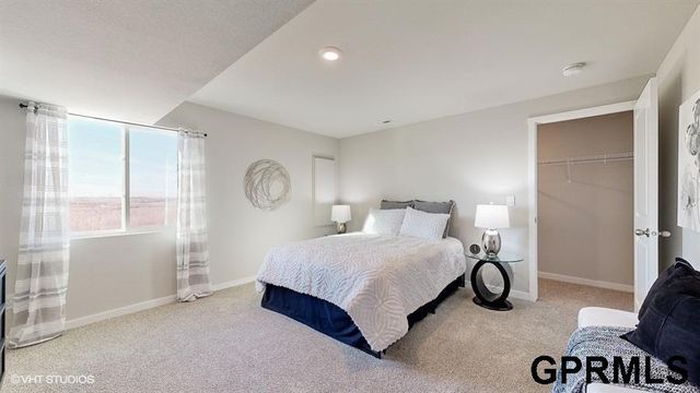 9610 N 173 Avenue, Bennington, NE 68007