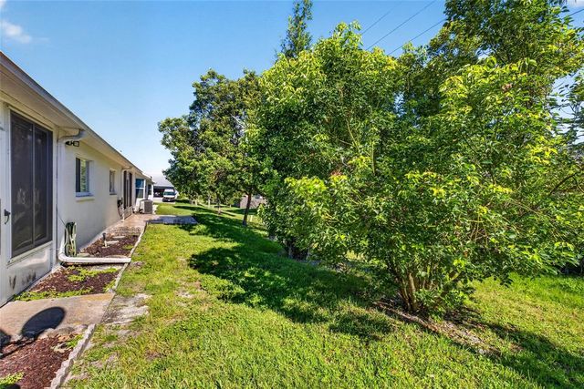 4233 AVANTI CIRCLE, New Port Richey, FL 34655