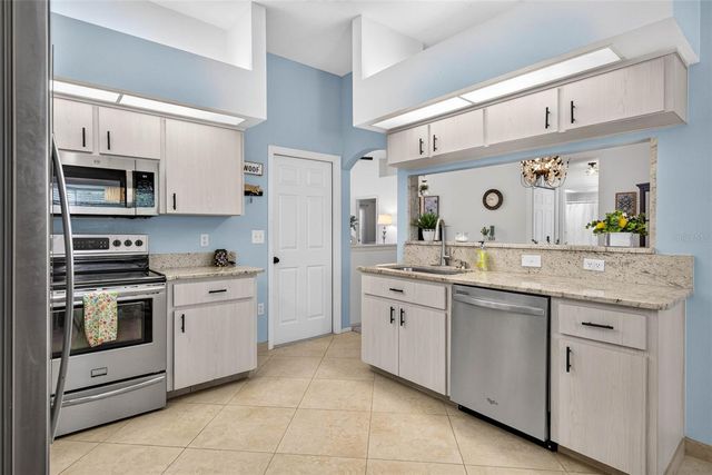 4233 AVANTI CIRCLE, New Port Richey, FL 34655