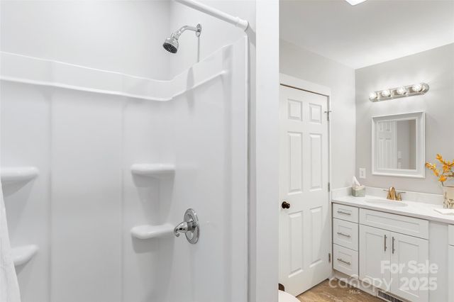 790 W Tate Street, Marion, NC 28752