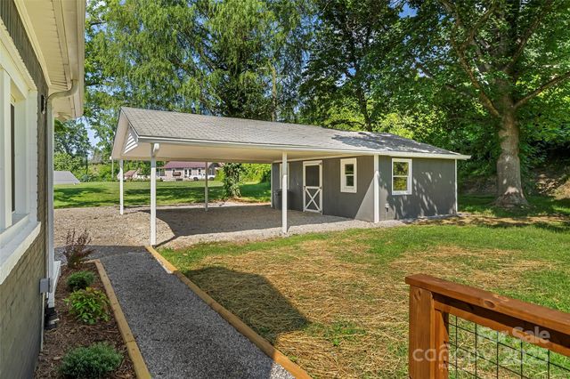 790 W Tate Street, Marion, NC 28752