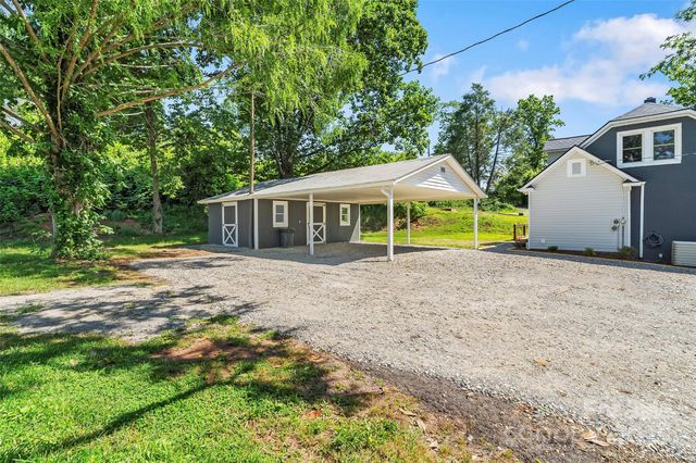 790 W Tate Street, Marion, NC 28752