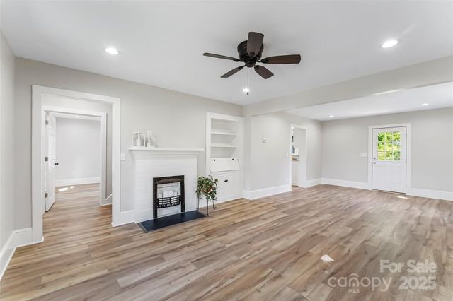 790 W Tate Street, Marion, NC 28752