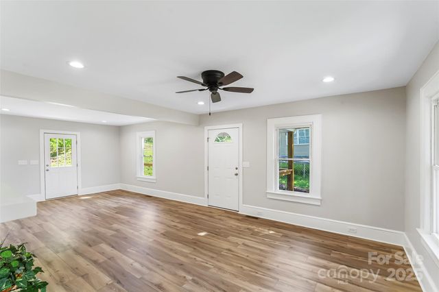 790 W Tate Street, Marion, NC 28752