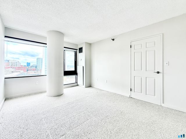 127 Greyrock Place 1111, Stamford, CT 06901