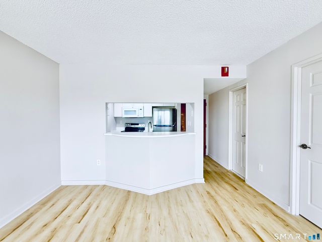 127 Greyrock Place 1111, Stamford, CT 06901