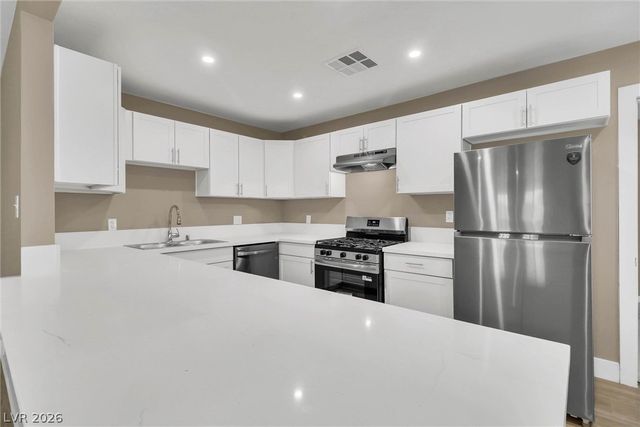 101 Cedar Street, Henderson, NV 89015