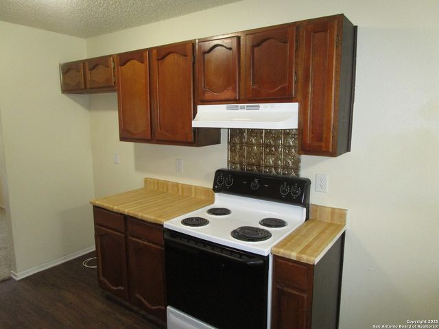 2922 Timber View, San Antonio, TX 78251