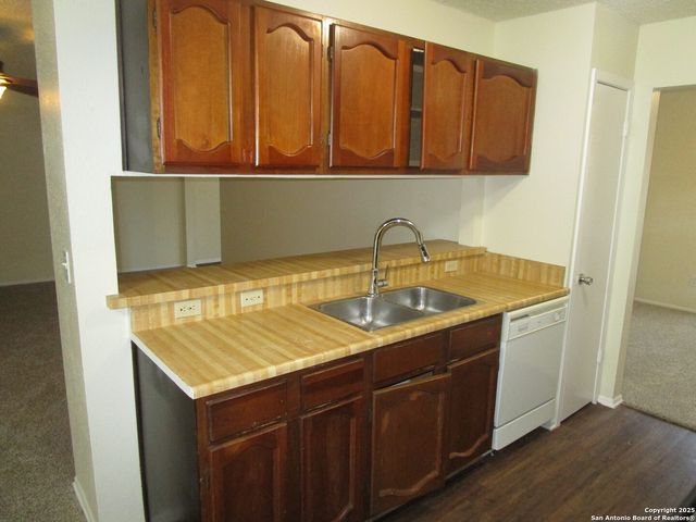 2922 Timber View, San Antonio, TX 78251