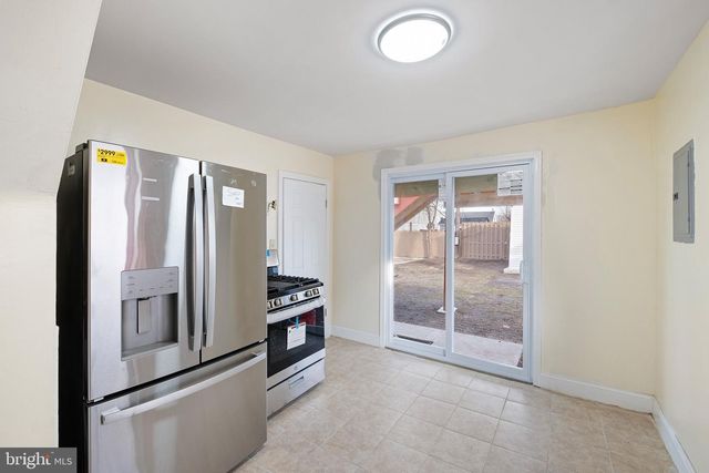 203 SILVIEW AVE, Wilmington, DE 19804